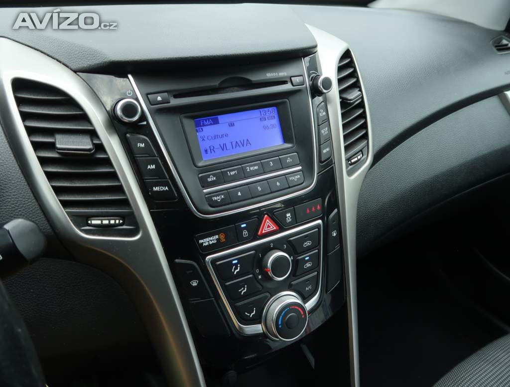 Foto inzerátu Hyundai i30 1.6 MPI