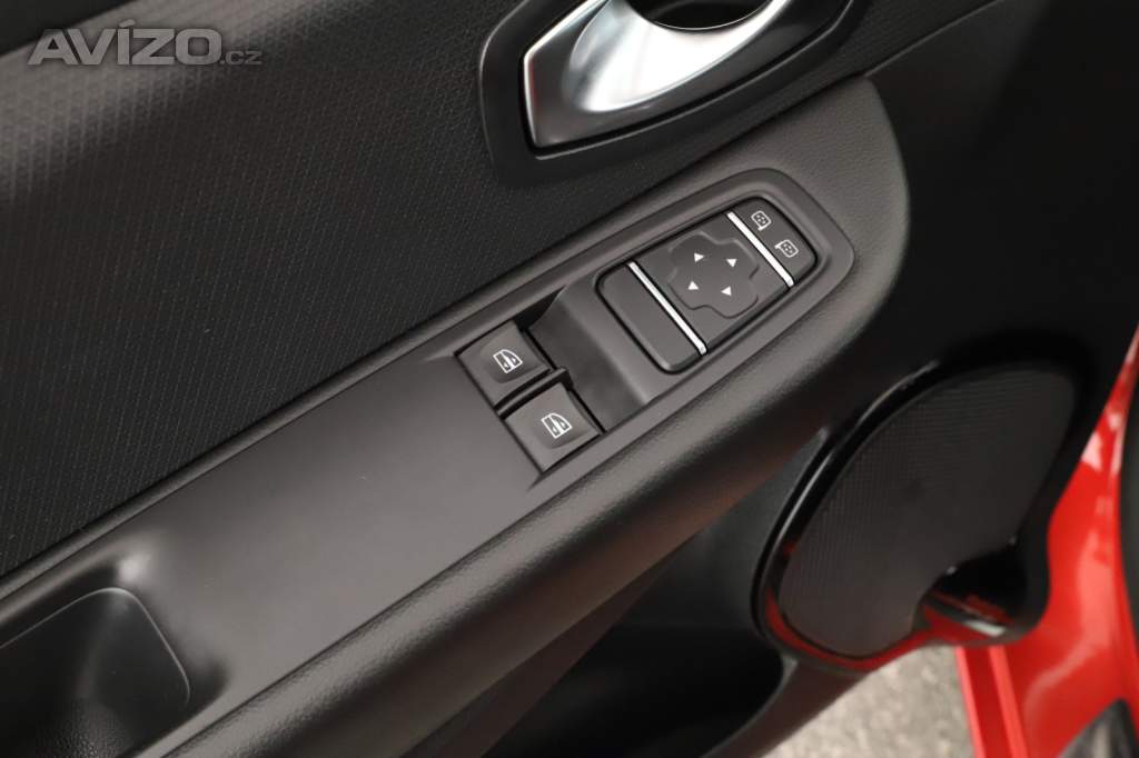 Foto inzerátu Renault Clio 1.2 16V