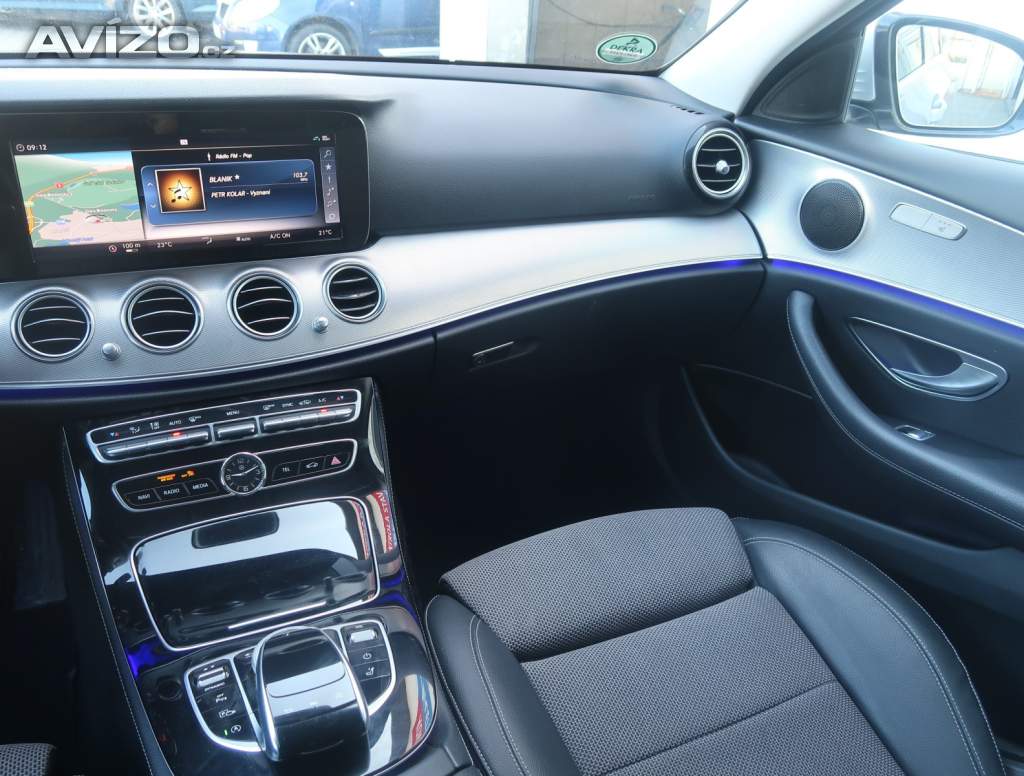Foto inzerátu Mercedes E E 220 d 4MATIC