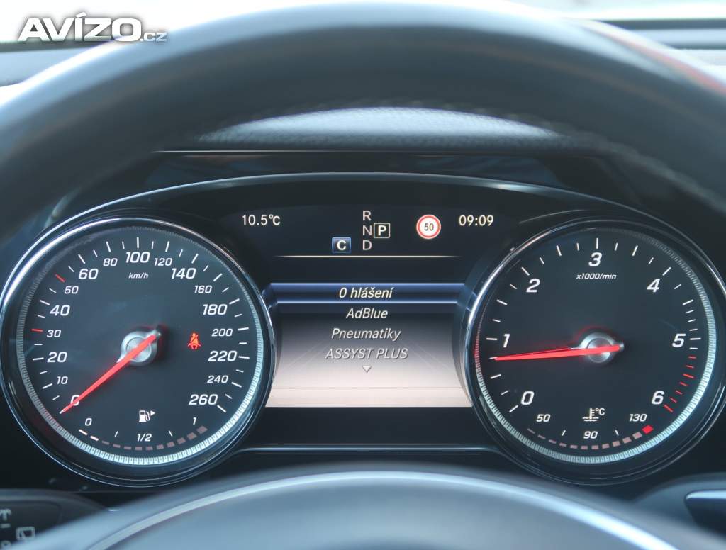 Foto inzerátu Mercedes E E 220 d 4MATIC