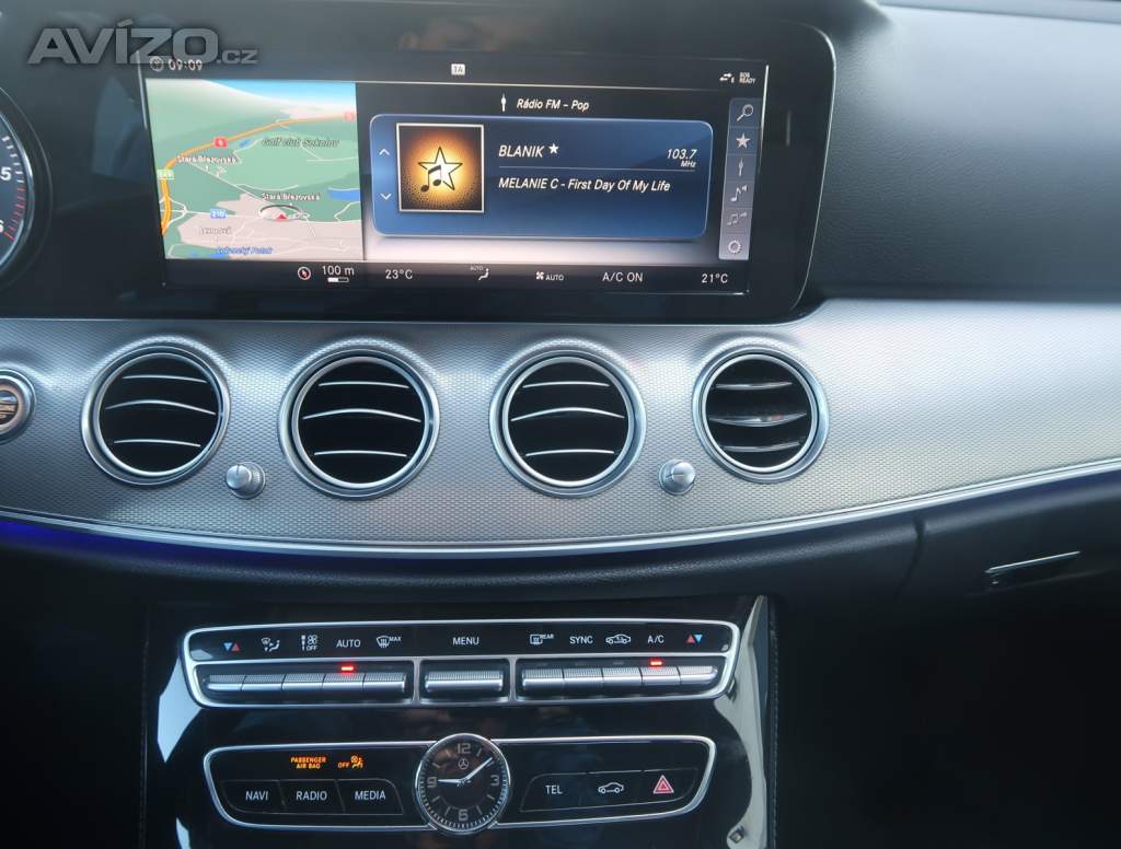 Foto inzerátu Mercedes E E 220 d 4MATIC