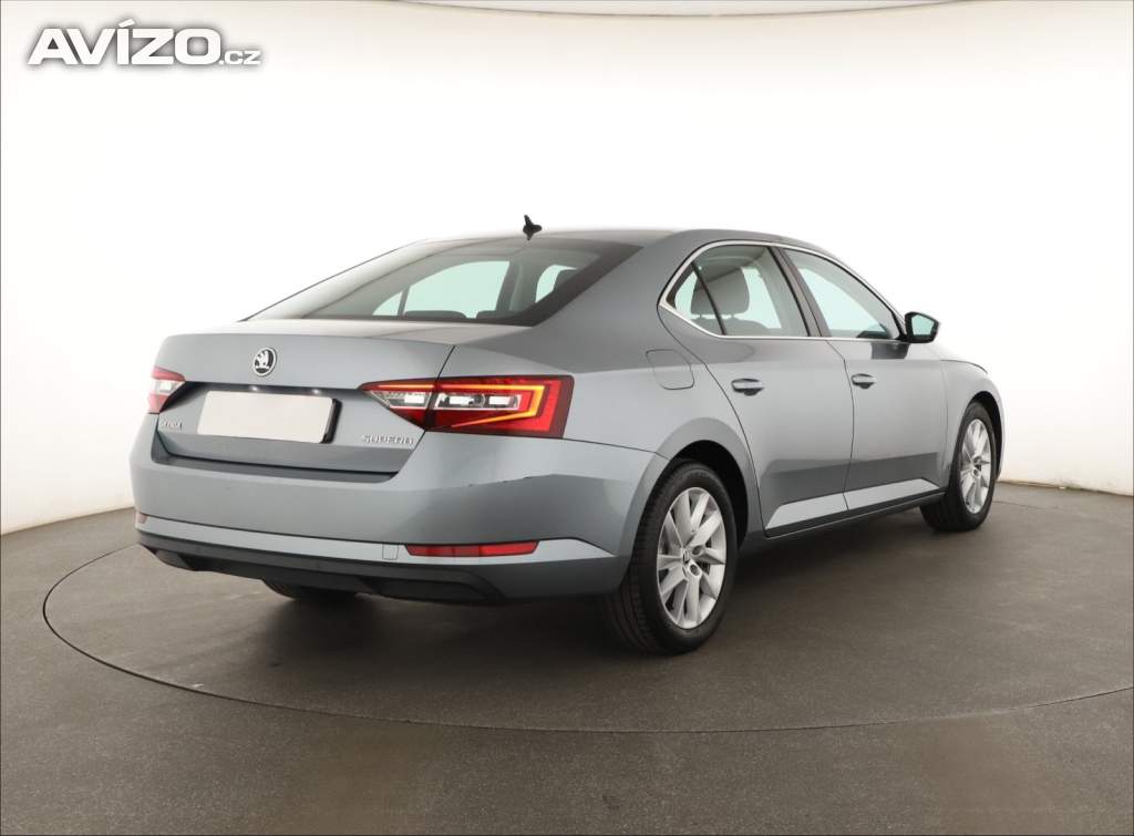 Foto inzerátu Skoda Superb 2.0 TDI