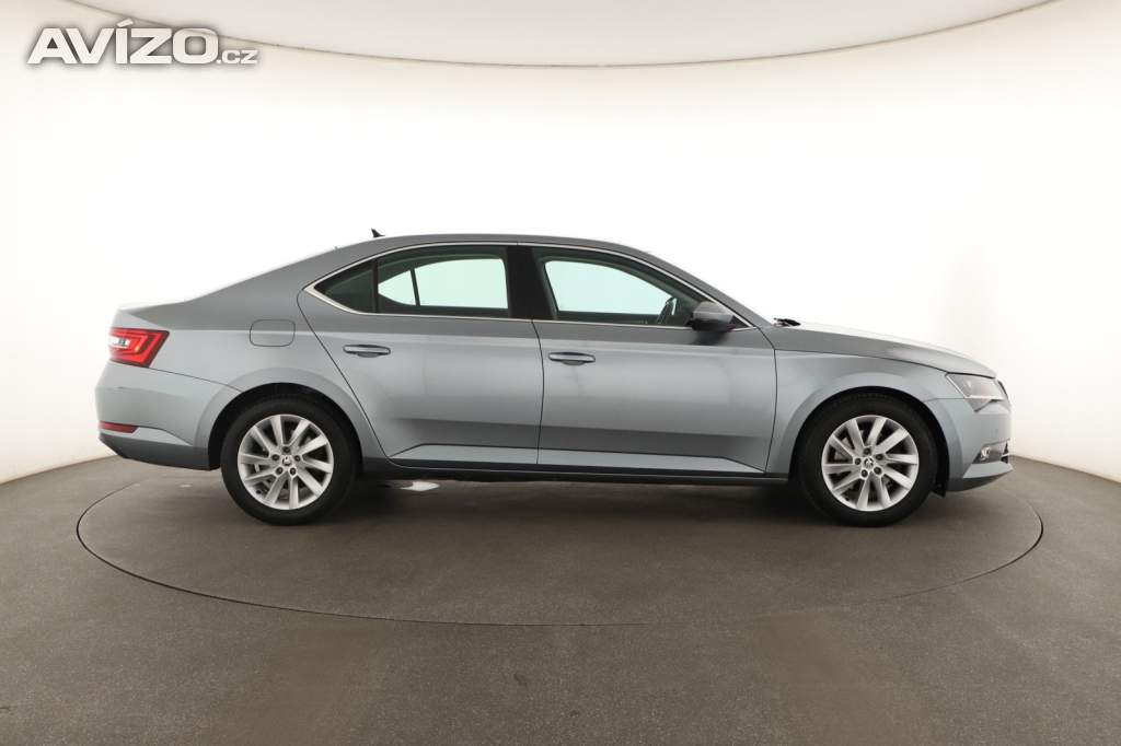 Foto inzerátu Skoda Superb 2.0 TDI