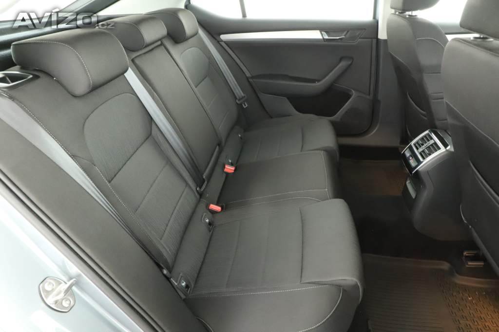Foto inzerátu Skoda Superb 2.0 TDI
