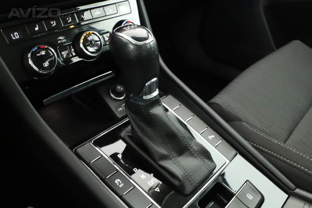 Foto inzerátu Skoda Superb 2.0 TDI
