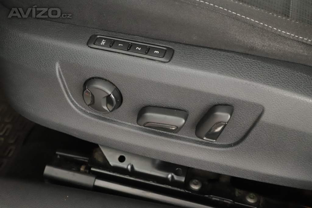 Foto inzerátu Skoda Superb 2.0 TDI