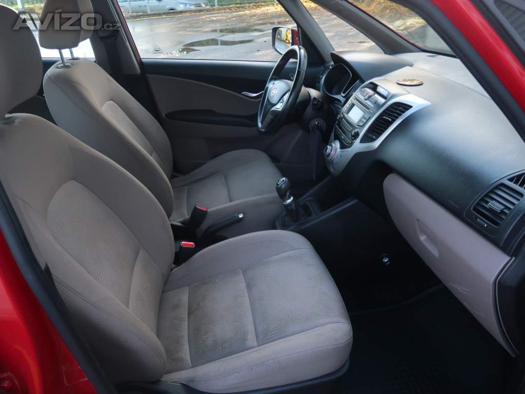 Foto inzerátu Hyundai ix20 1.6 CVVT
