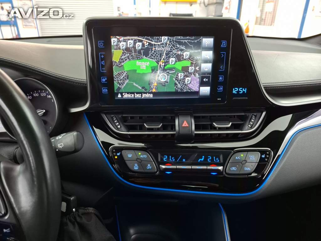 Foto inzerátu Toyota C-HR 1.2 Turbo