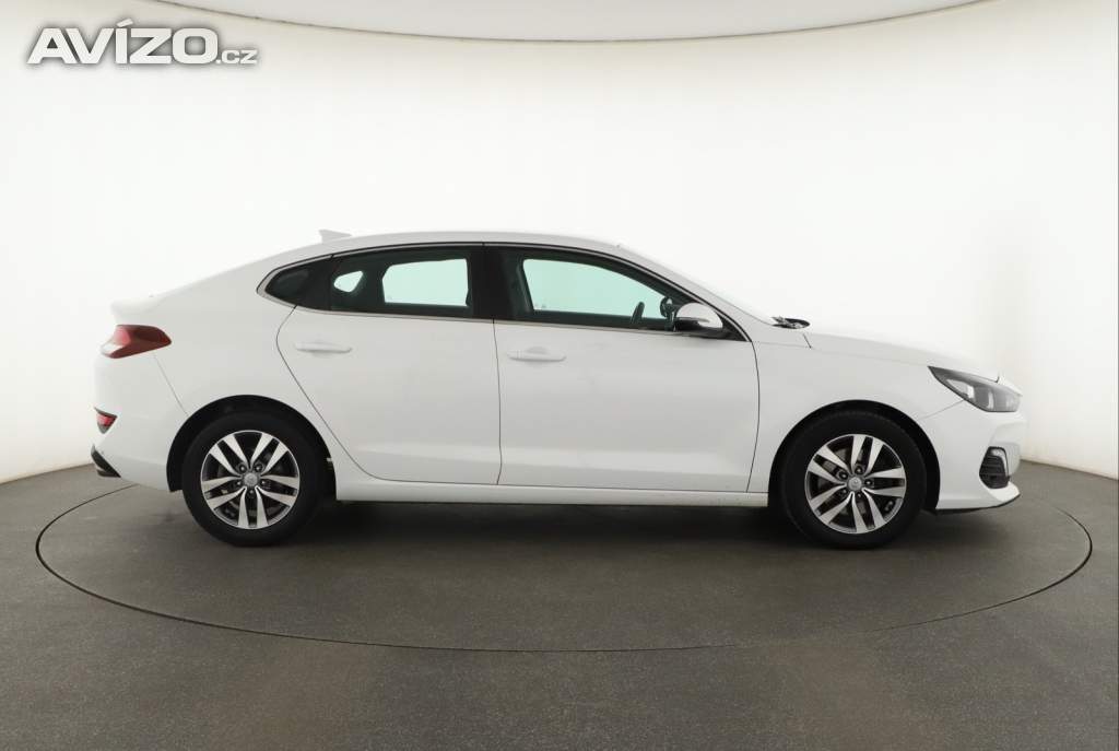 Foto inzerátu Hyundai i30 Fastback 1.0 T-GDI