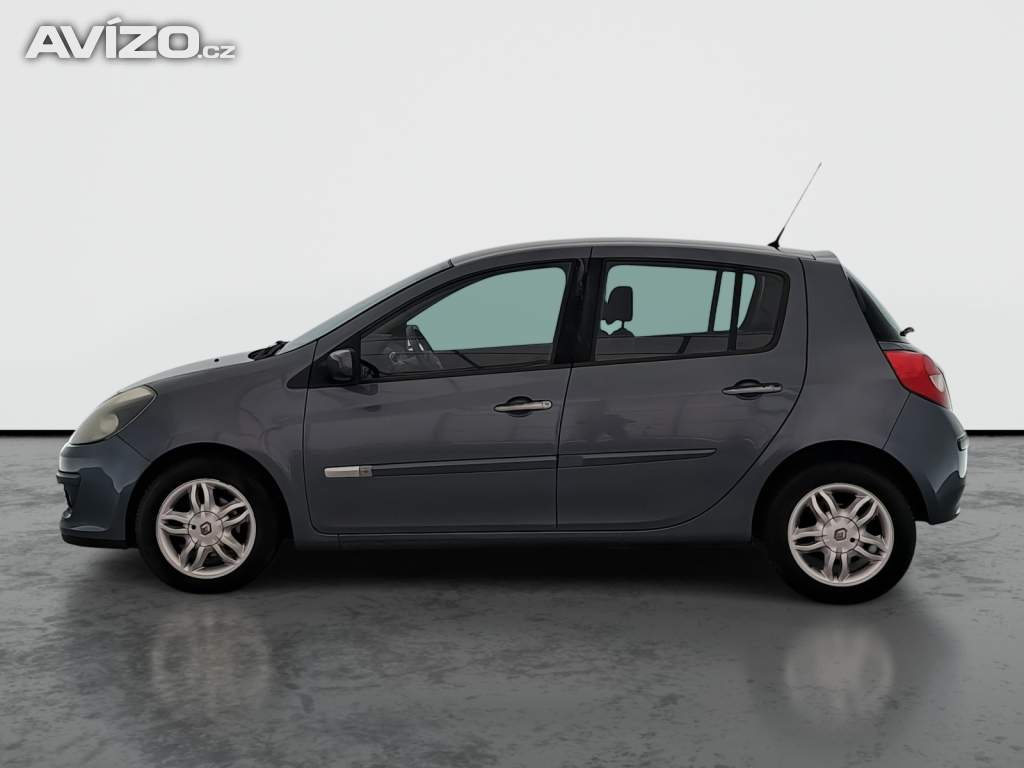 Foto inzerátu Renault Clio 1.6 16V