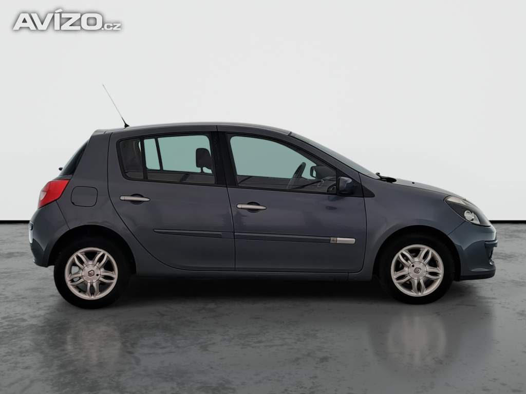 Foto inzerátu Renault Clio 1.6 16V