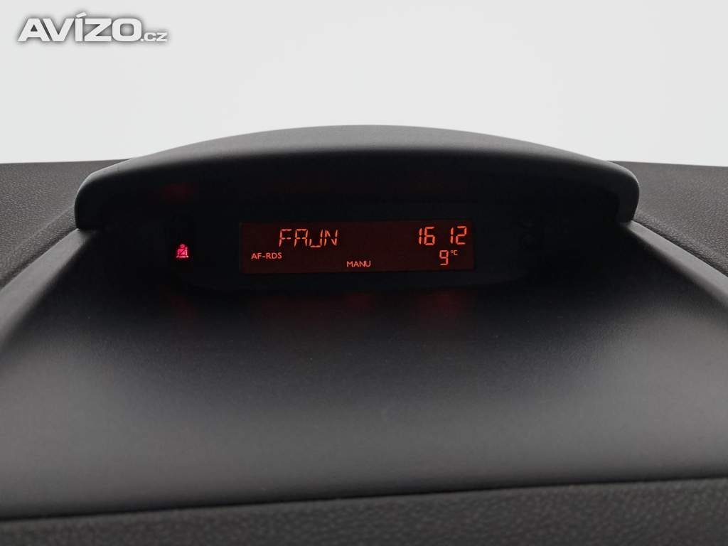 Foto inzerátu Renault Clio 1.6 16V