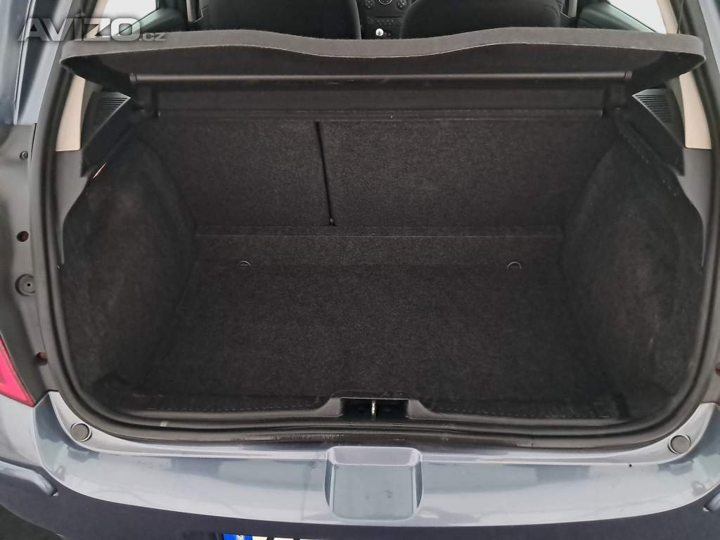 Foto inzerátu Renault Clio 1.6 16V