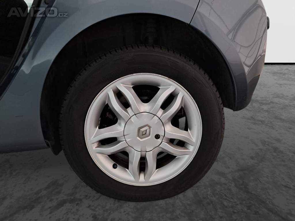 Foto inzerátu Renault Clio 1.6 16V