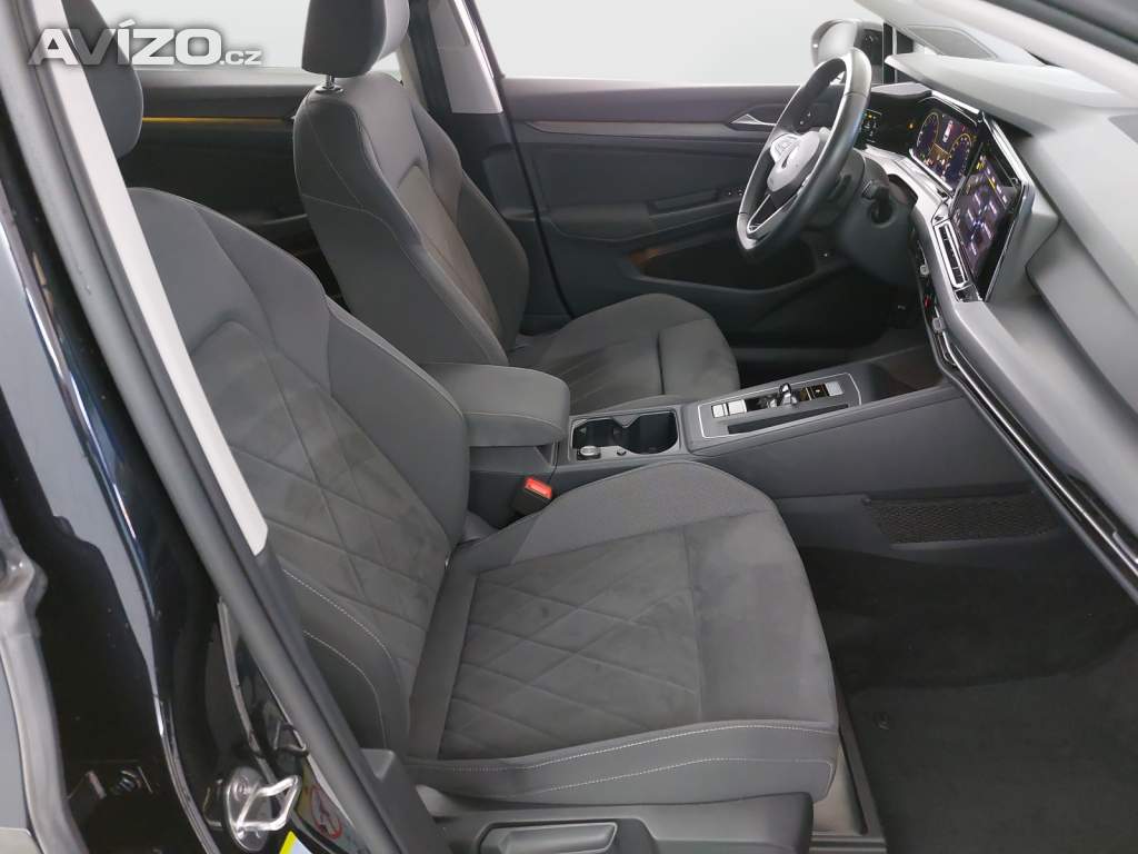 Foto inzerátu VW Golf 1.5 eTSI