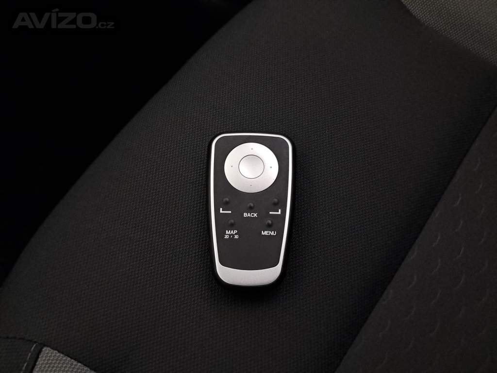 Foto inzerátu Renault Clio 1.2 16V