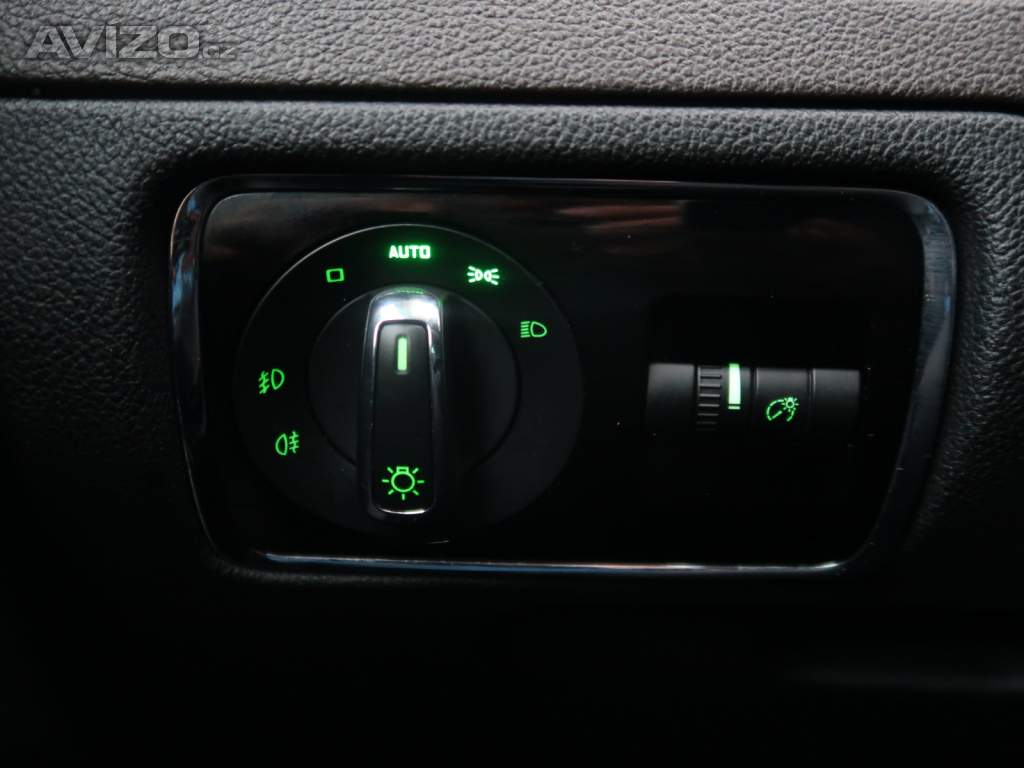Foto inzerátu Skoda Superb 2.0 TDI