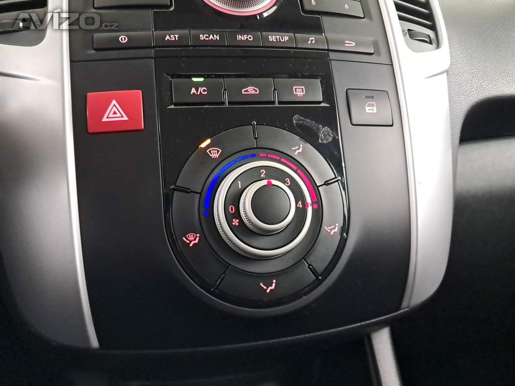 Foto inzerátu Kia Venga 1.4 CVVT