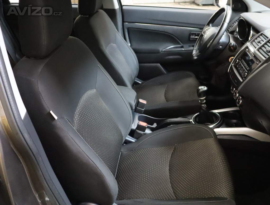 Foto inzerátu Mitsubishi ASX 1.8 DI-D MIVEC