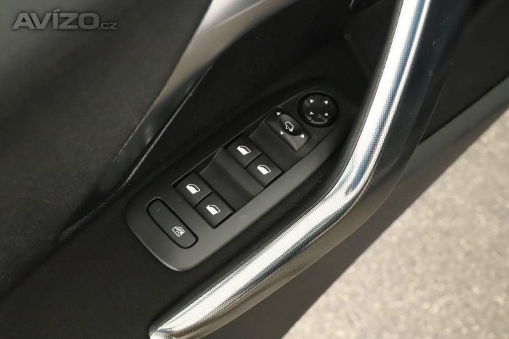 Foto inzerátu Peugeot 2008 1.6 BlueHDi