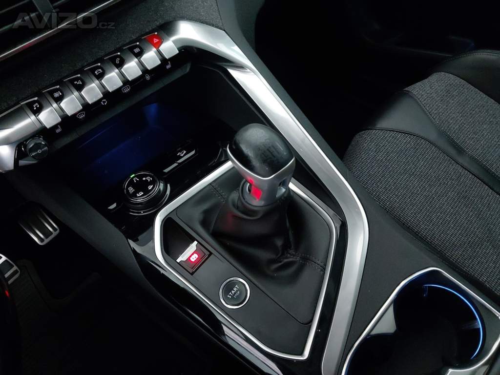 Foto inzerátu Peugeot 5008 1.5 BlueHDi