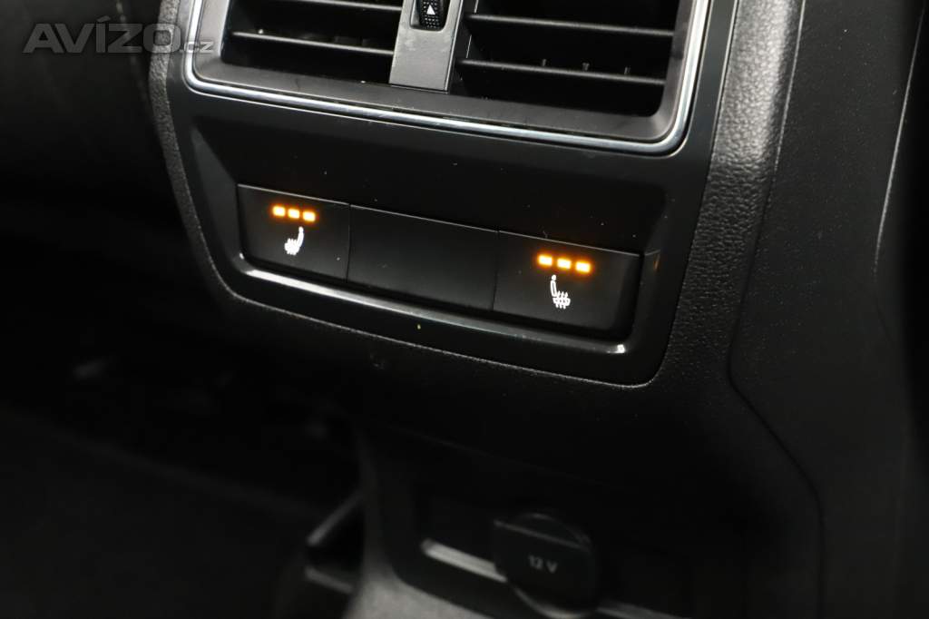 Foto inzerátu Skoda Karoq 1.6 TDI