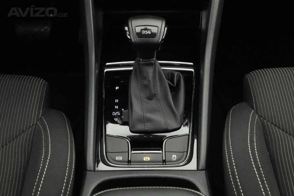 Foto inzerátu Skoda Karoq 1.6 TDI