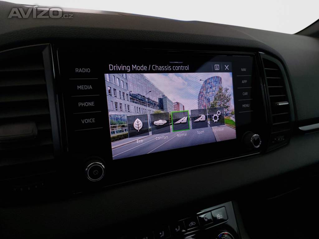 Foto inzerátu Skoda Karoq 1.5 TSI