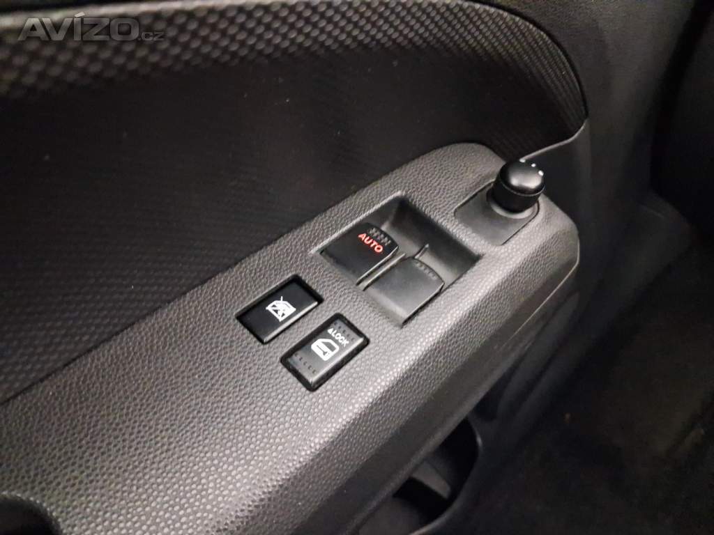 Foto inzerátu Suzuki Splash 1.0