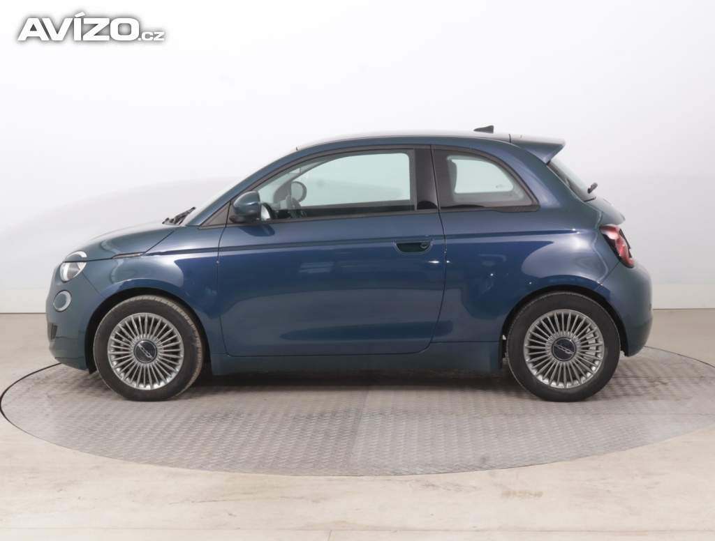 Foto inzerátu Fiat 500e 42 kWh
