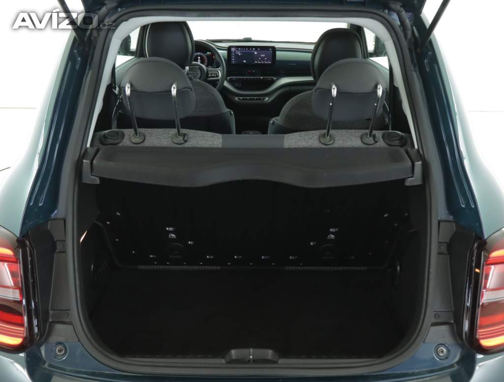 Foto inzerátu Fiat 500e 42 kWh
