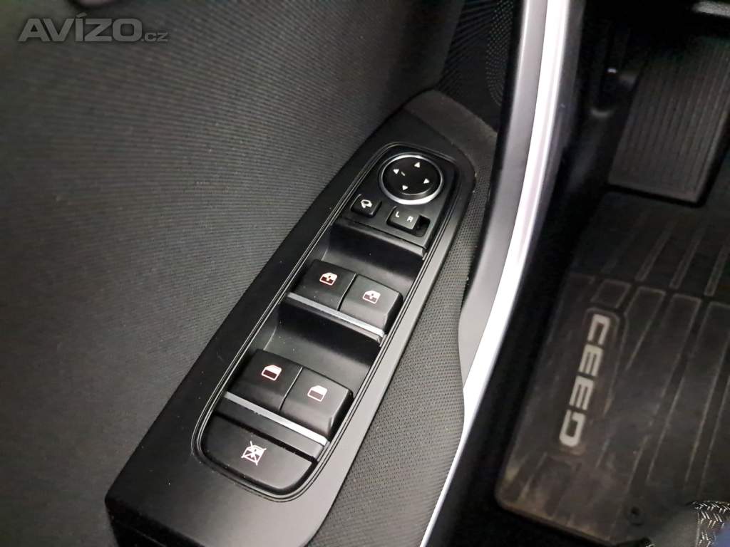 Foto inzerátu Kia Ceed 1.5 T-GDI