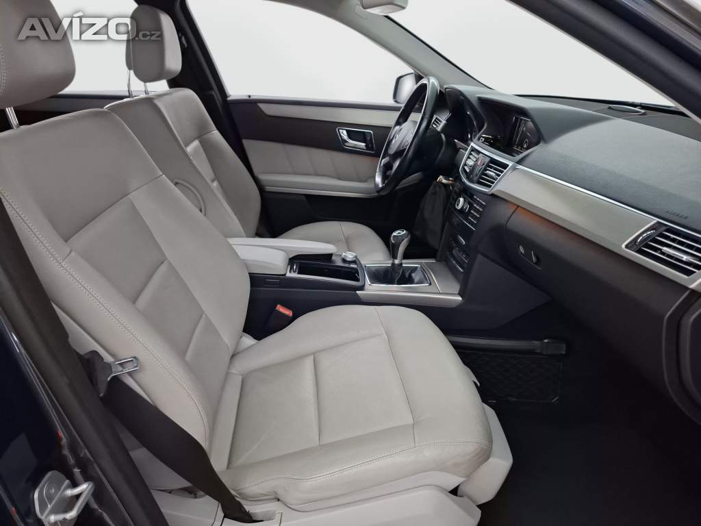 Foto inzerátu Mercedes E E 220 CDI