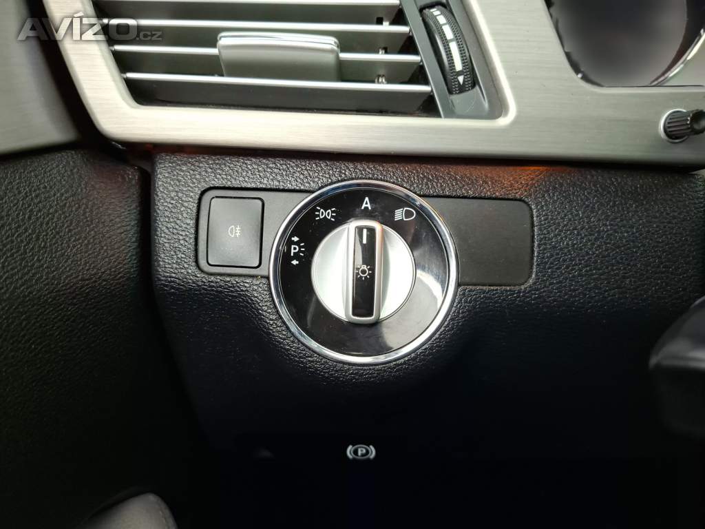 Foto inzerátu Mercedes E E 220 CDI