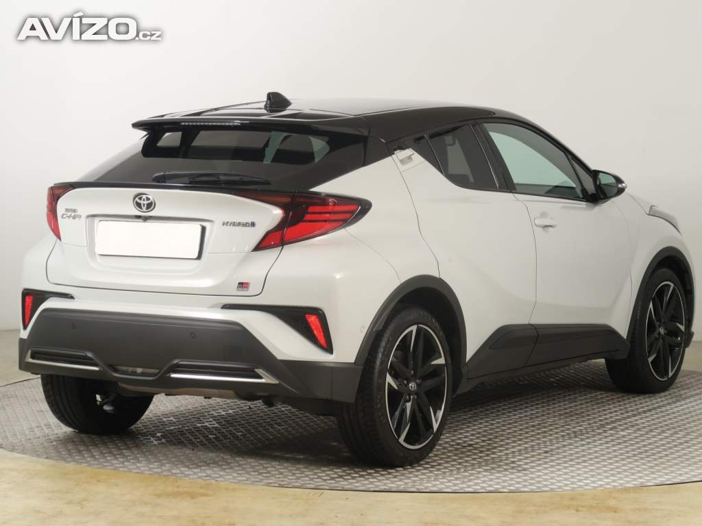 Foto inzerátu Toyota C-HR 2.0 Hybrid