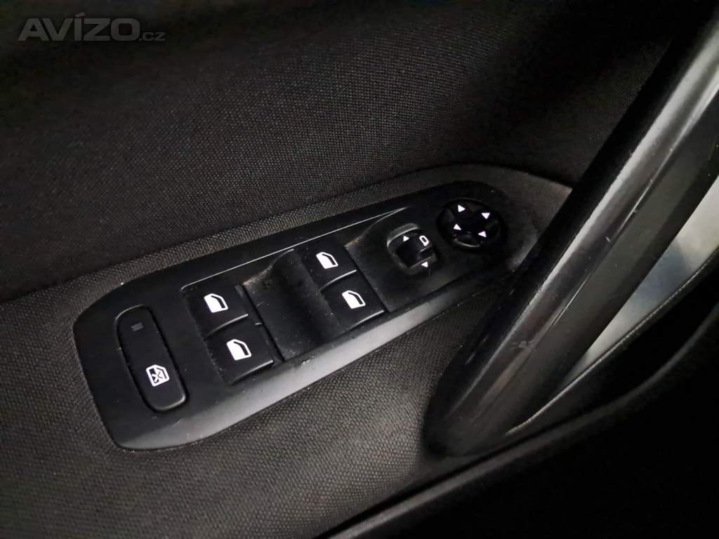 Foto inzerátu Peugeot 308 1.6 BlueHDi
