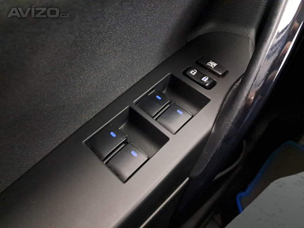 Foto inzerátu Toyota Auris Hybrid