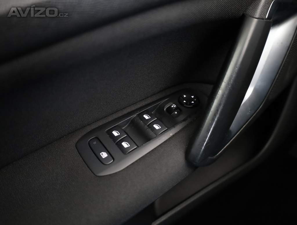 Foto inzerátu Peugeot 308 1.6 BlueHDi