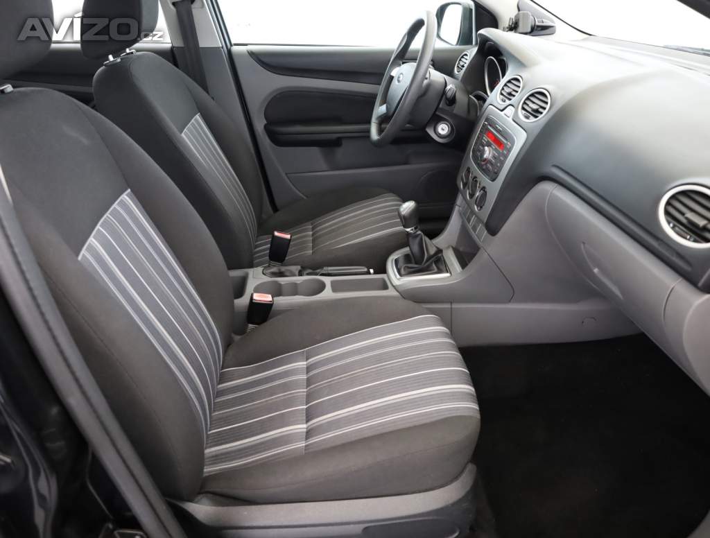 Foto inzerátu Ford Focus 1.6 16V