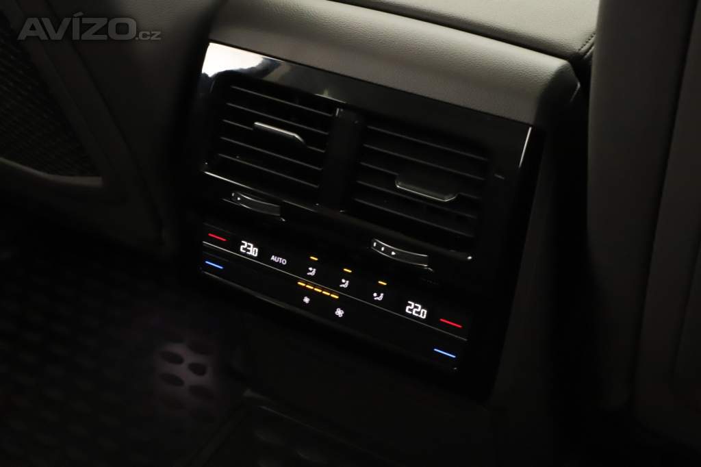 Foto inzerátu VW Touareg 3.0 TDI