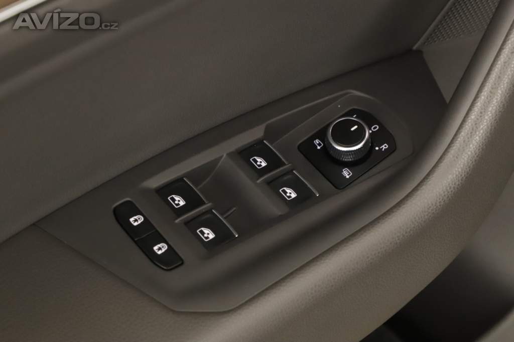 Foto inzerátu VW Touareg 3.0 TDI
