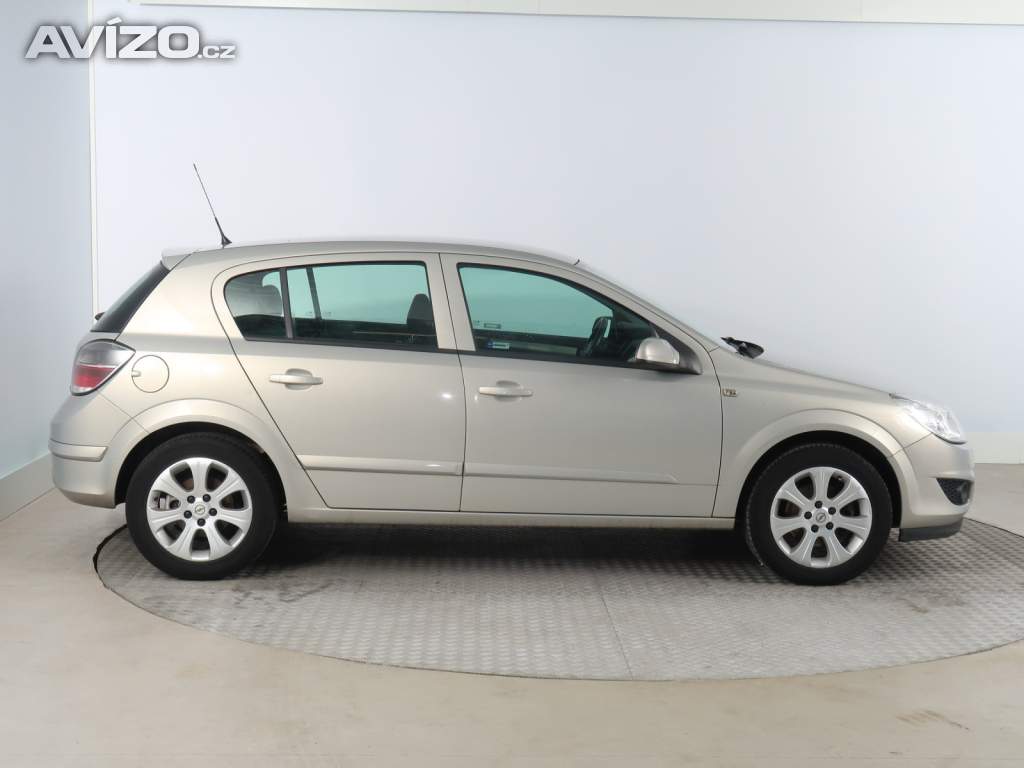Foto inzerátu Opel Astra 1.6 16V
