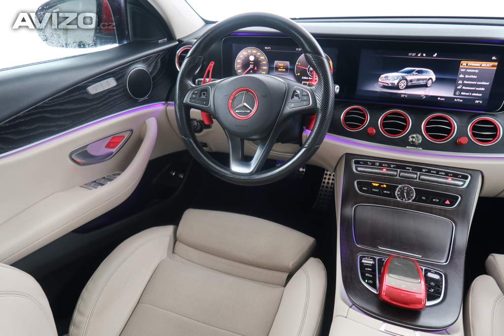 Foto inzerátu Mercedes E E 220 d 4MATIC