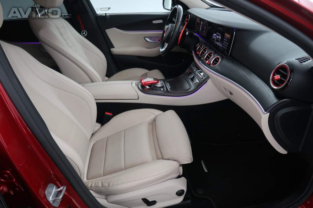 Foto inzerátu Mercedes E E 220 d 4MATIC