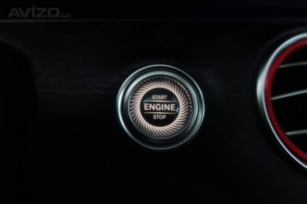 Foto inzerátu Mercedes E E 220 d 4MATIC