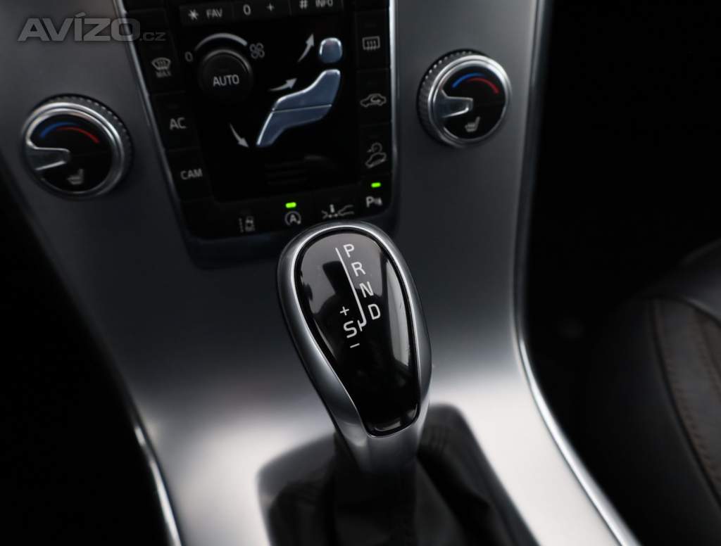 Foto inzerátu Volvo XC60 D5