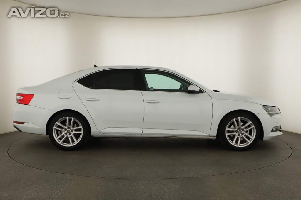 Foto inzerátu Skoda Superb 2.0 TDI