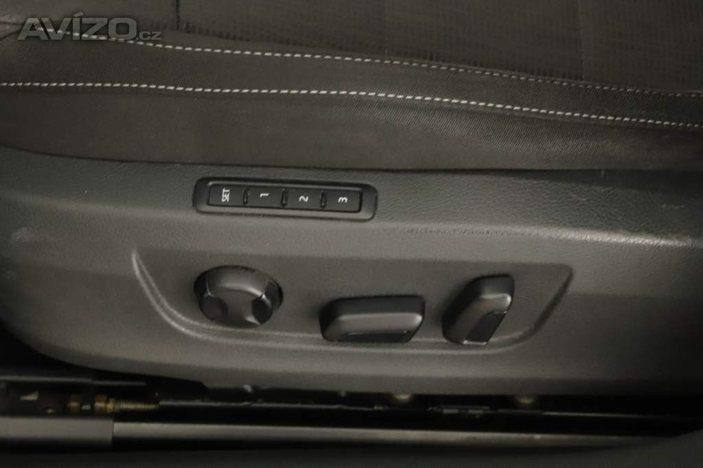 Foto inzerátu Skoda Superb 2.0 TDI