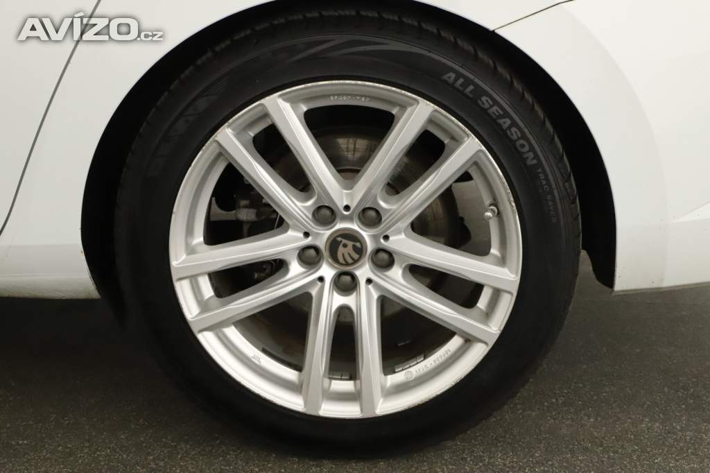 Foto inzerátu Skoda Superb 2.0 TDI