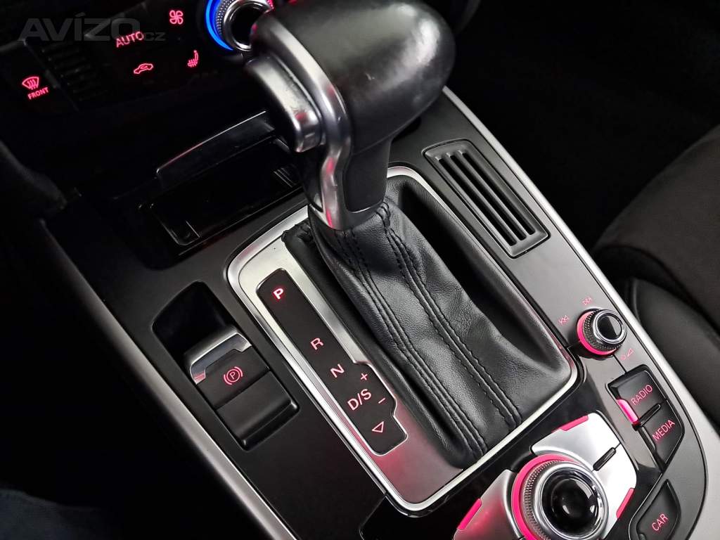 Foto inzerátu Audi A4 3.0 TDI